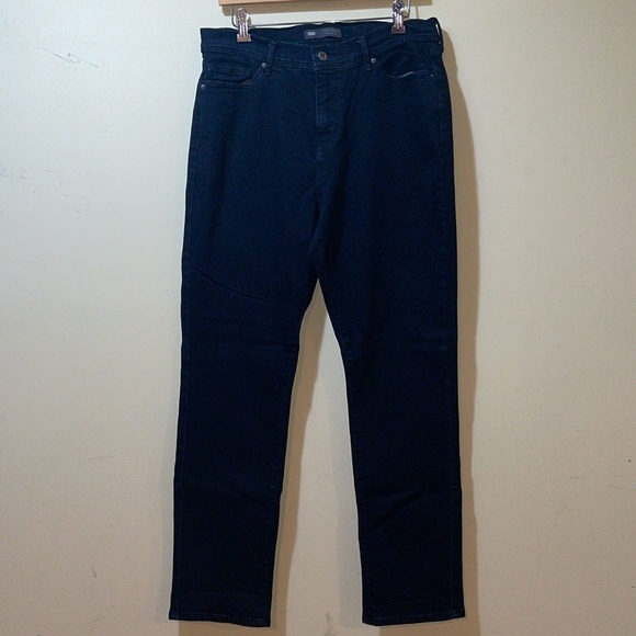 Womens Perfectly Slimming 512” Skinny Leg Jeans - Picture 1 of 4